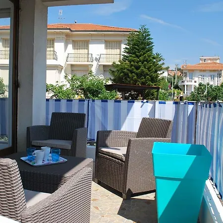 Grand Terrasse Parking * Nizza